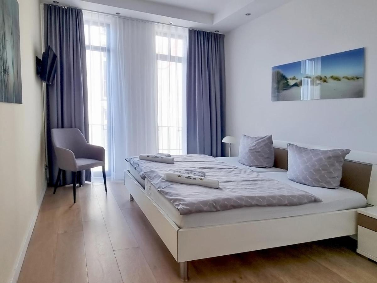 Villa Claire - Meerblicksuite "Sunrise Queen" Sellin  Exterior foto